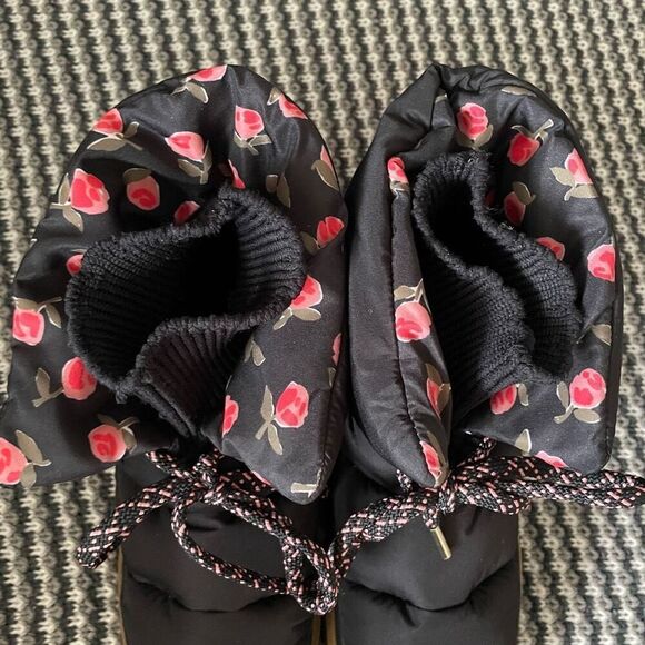 Kate Spade Black Winter Boots with Floral Lining - Picture 6 of 10